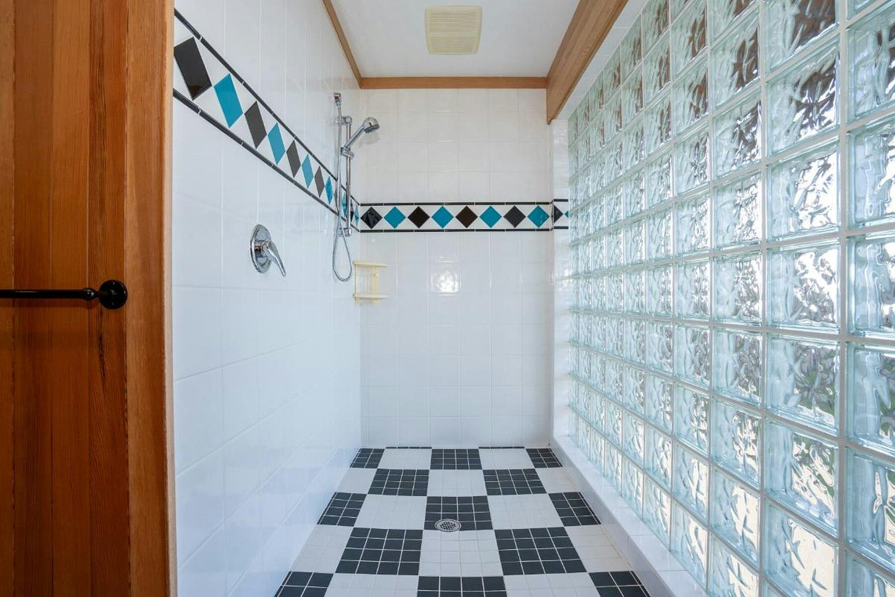 4893 Sunshine Coast Highway, Sechelt, BC, V7Z 0B6 - 29