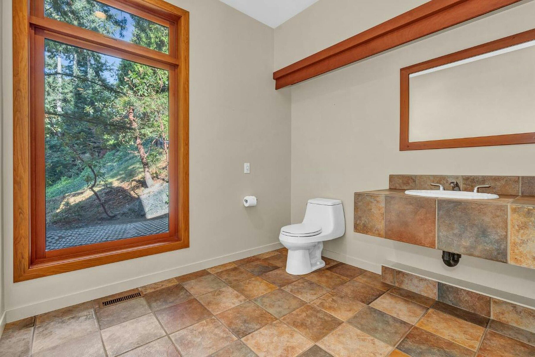 4893 Sunshine Coast Highway, Sechelt, BC, V7Z 0B6 - 27