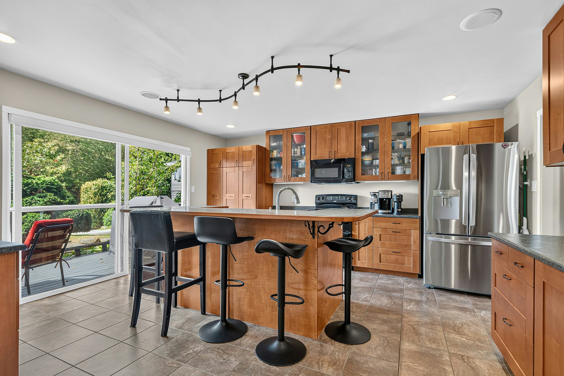 4898 Sunshine Coast Highway, Sechelt, BC, V7Z 0B7 - 11