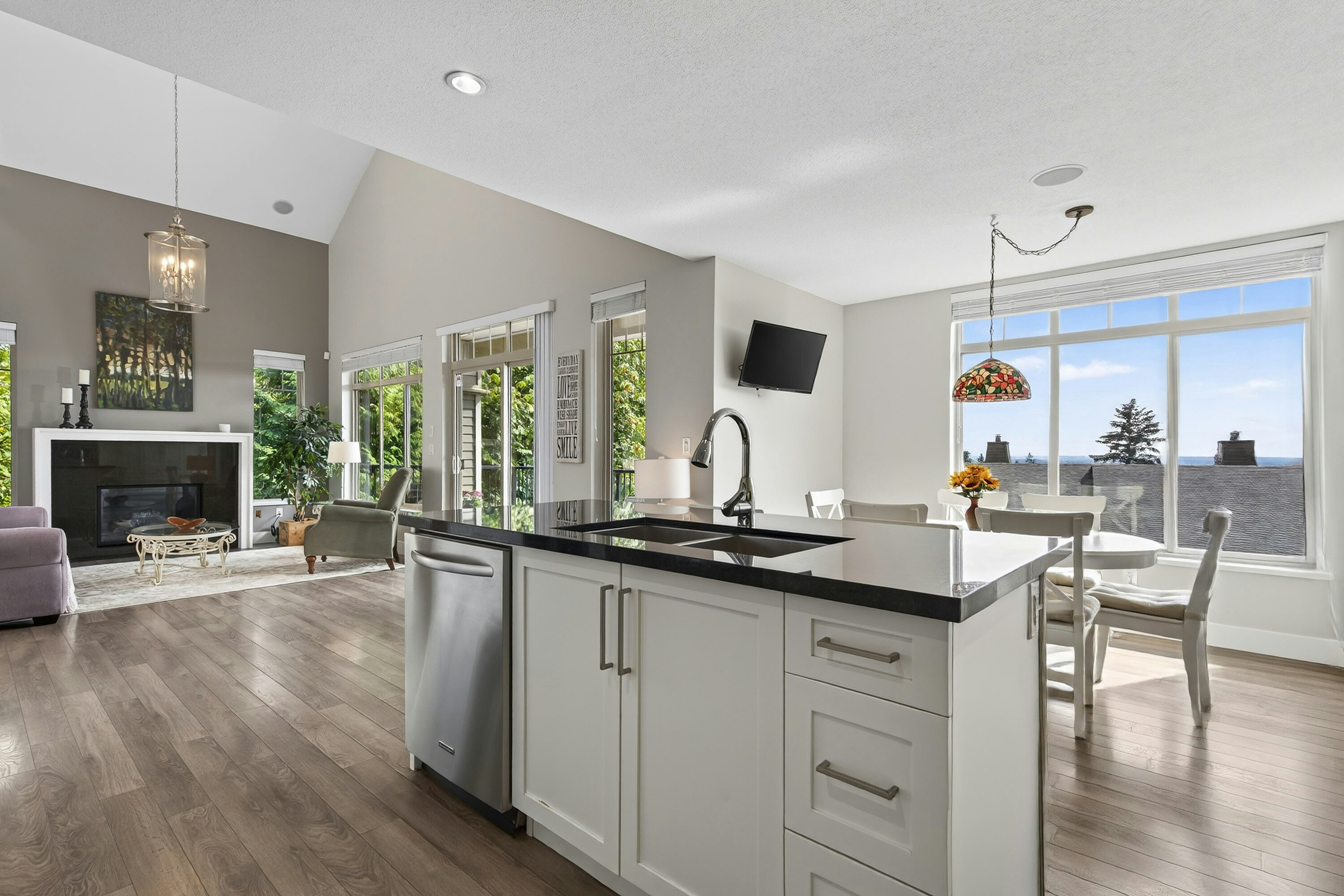 107-3458 Burke Village Promenade, Coquitlam, BC, V3E 0J1 - 11