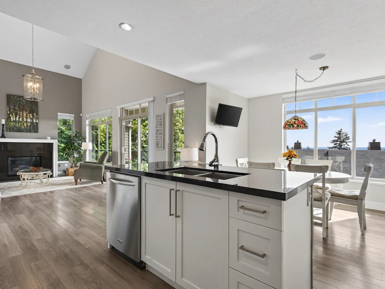 107-3458 Burke Village Promenade, Coquitlam, BC, V3E 0J1 - 11