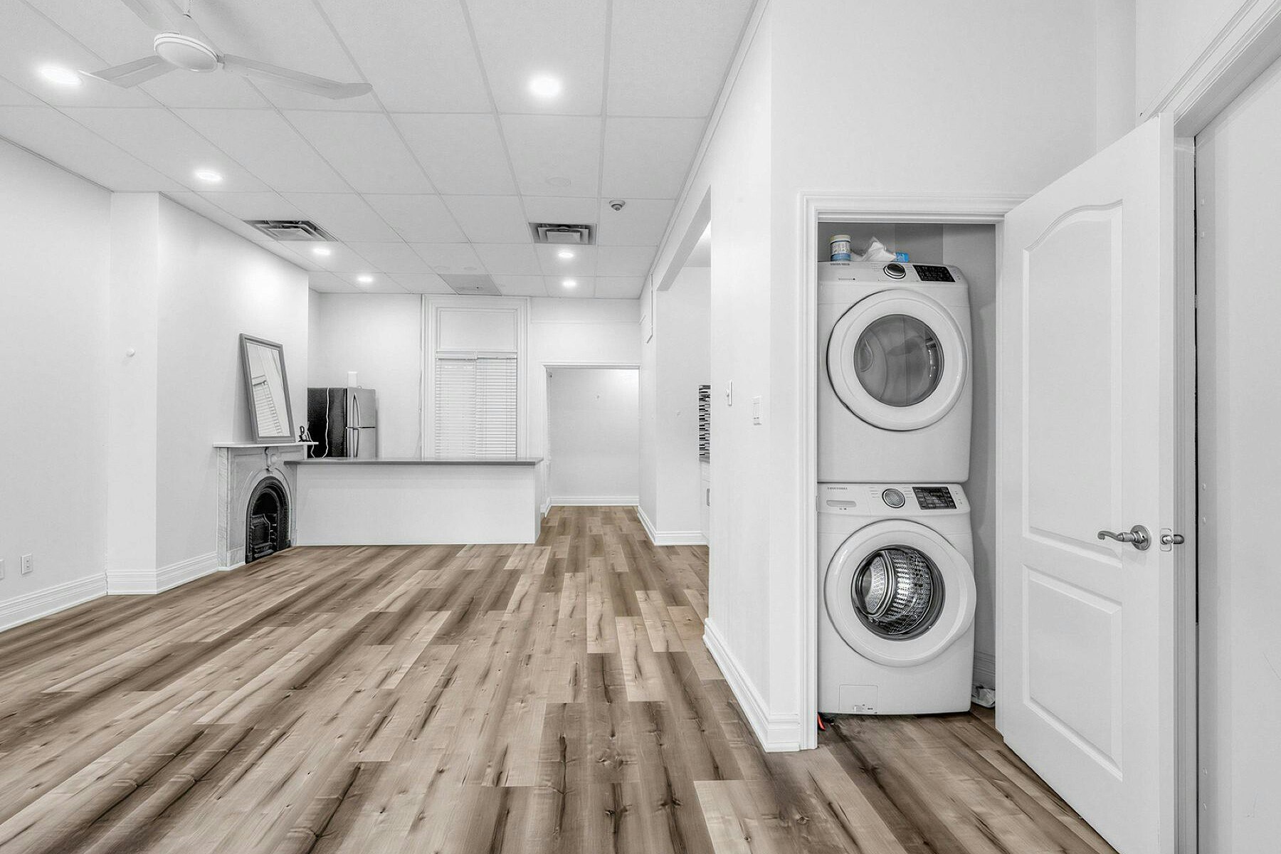 212 Carlton St Main, Toronto, ON, M5A 2L1 - 3