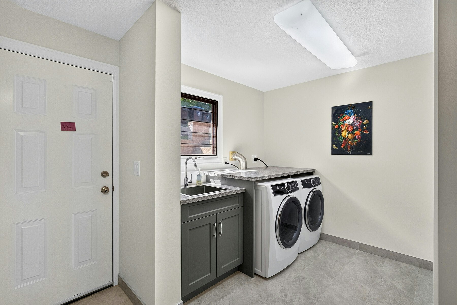 1645 Smithson Place, Kelowna, BC, V1Y 8N5 - 34