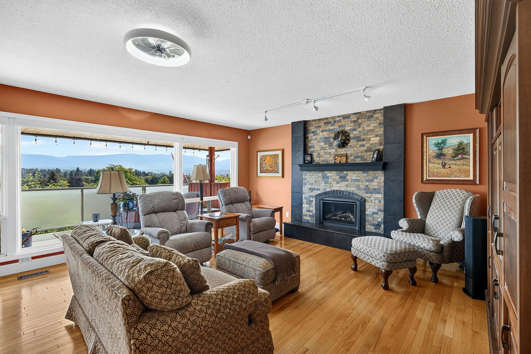 1645 Smithson Place, Kelowna, BC, V1Y 8N5 - 15