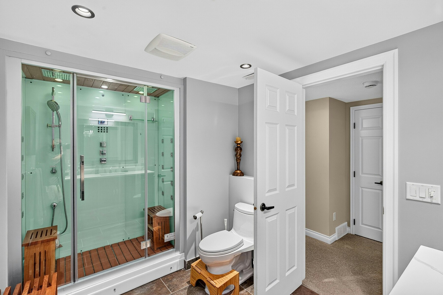 1645 Smithson Place, Kelowna, BC, V1Y 8N5 - 33