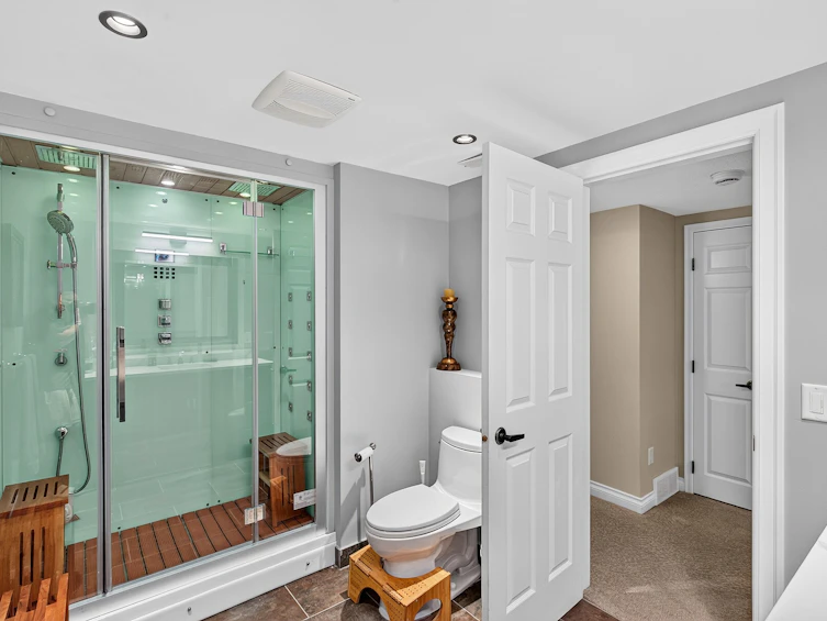 1645 Smithson Place, Kelowna, BC, V1Y 8N5 - 33