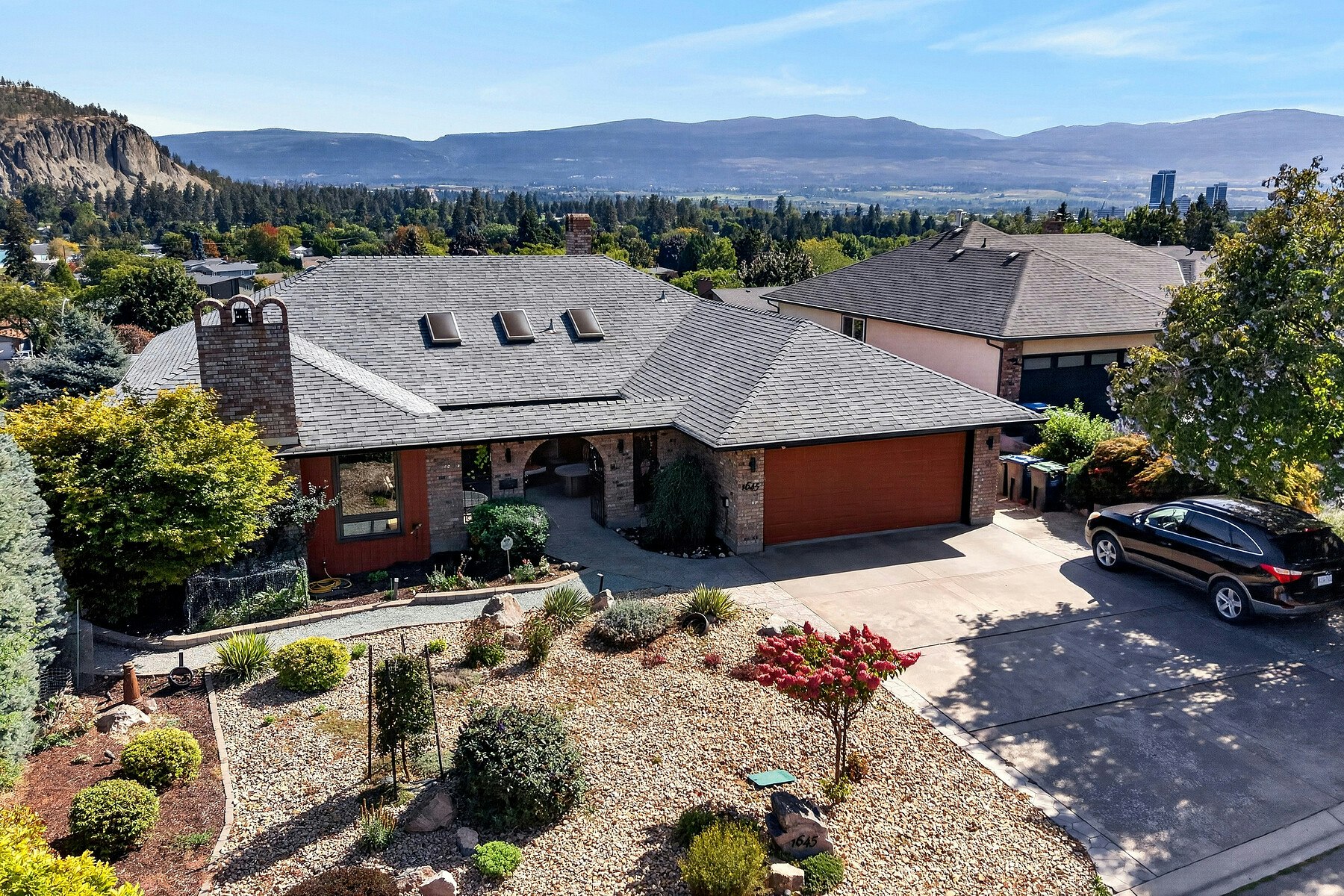 1645 Smithson Place, Kelowna, BC, V1Y 8N5 - 41