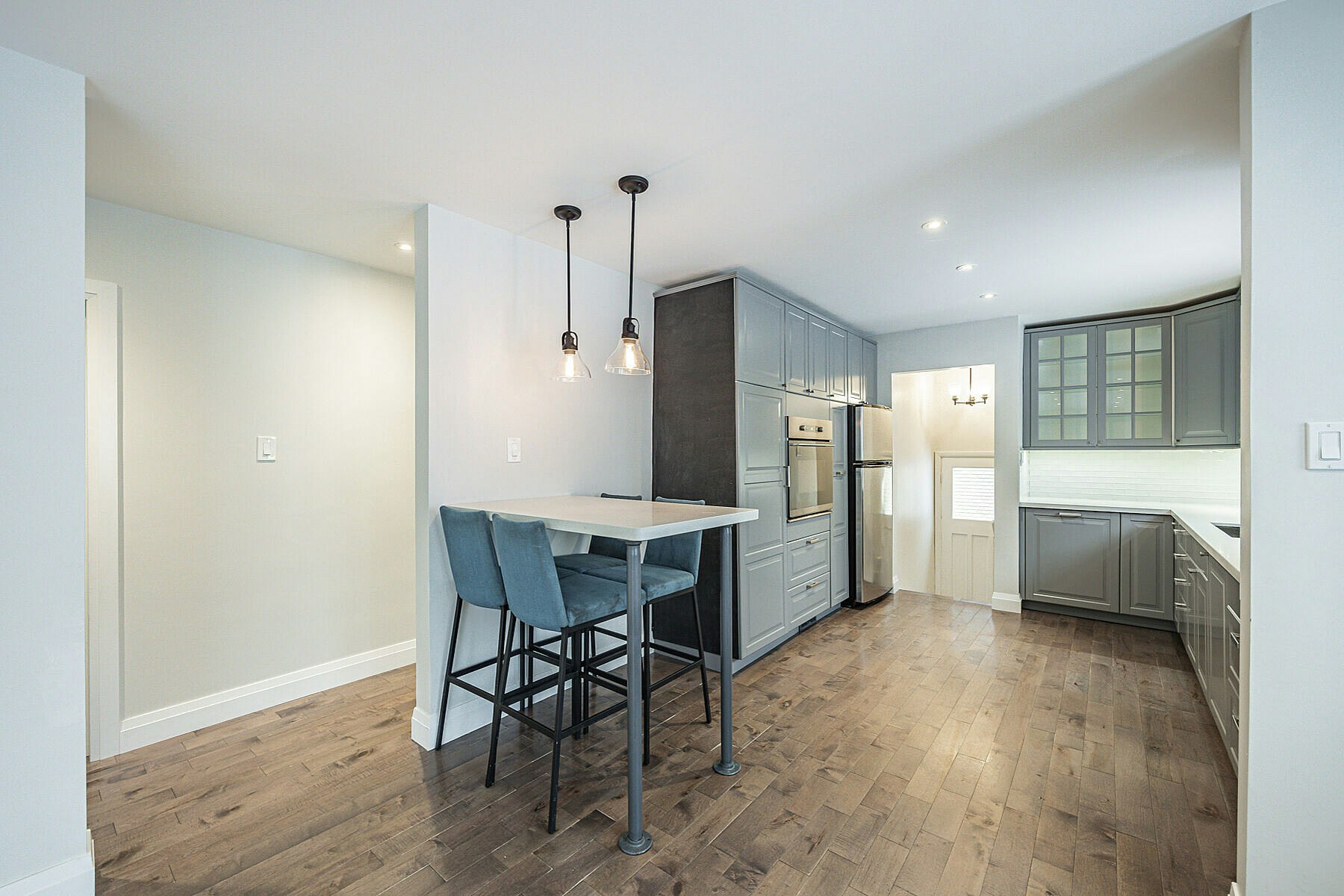 525 Dynes Road, Burlington, ON, L7N 2V1