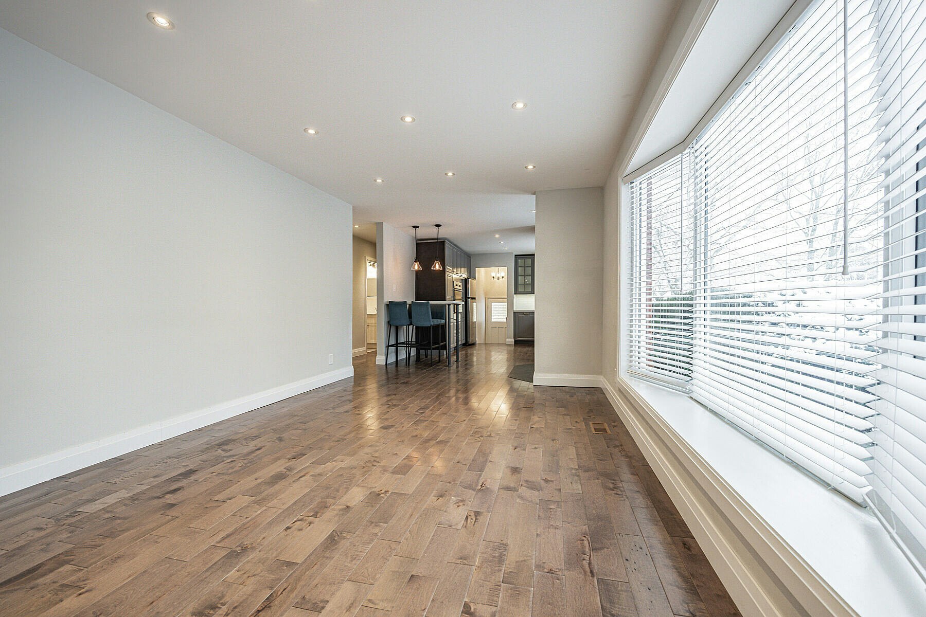 525 Dynes Road, Burlington, ON, L7N 2V1 4
