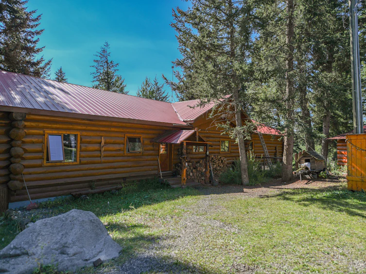 7471 Cariboo Chalet Road, Lone Butte, BC, V0K 1X3 - 11