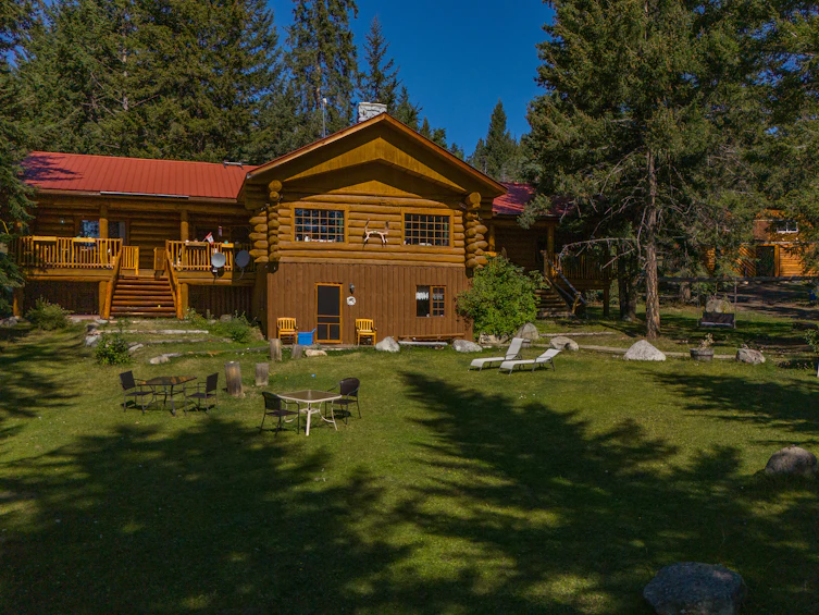 7471 Cariboo Chalet Road, Lone Butte, BC, V0K 1X3 - 10