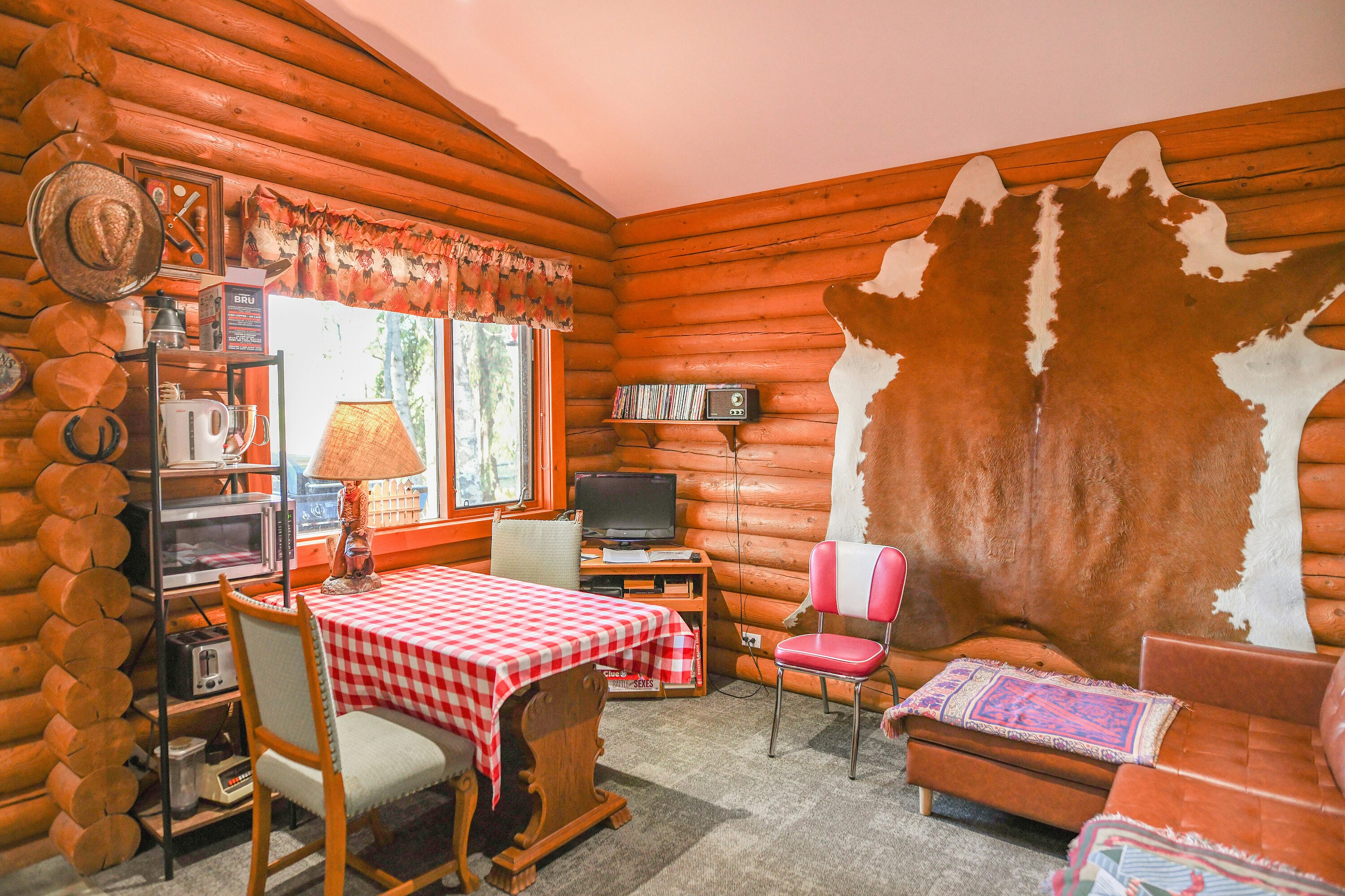 7915 Machete Lake Road, Bridge Lake, BC, V0K 1E0 - 10