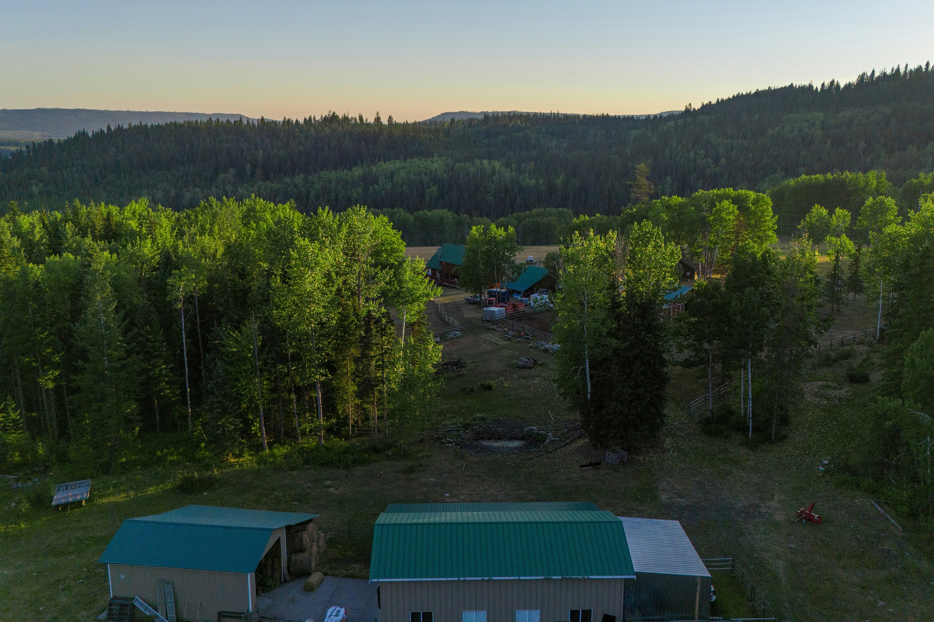 7915 Machete Lake Road, Bridge Lake, BC, V0K 1E0 - 39