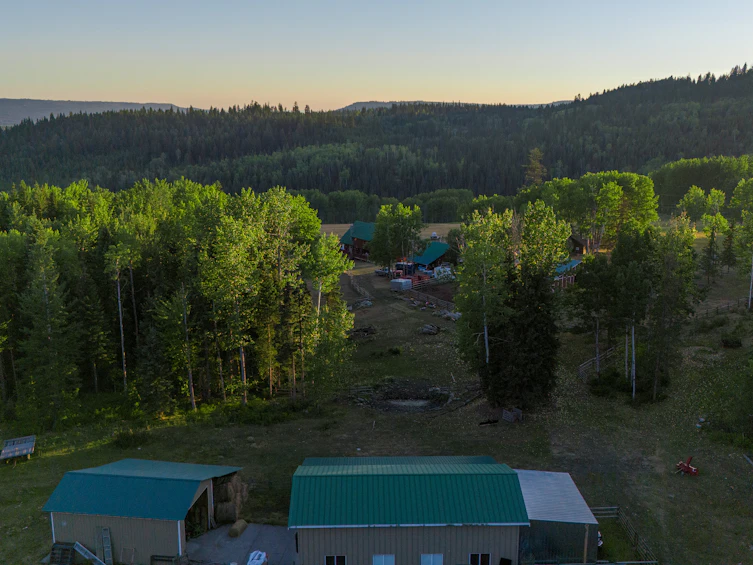 7915 Machete Lake Road, Bridge Lake, BC, V0K 1E0 - 39