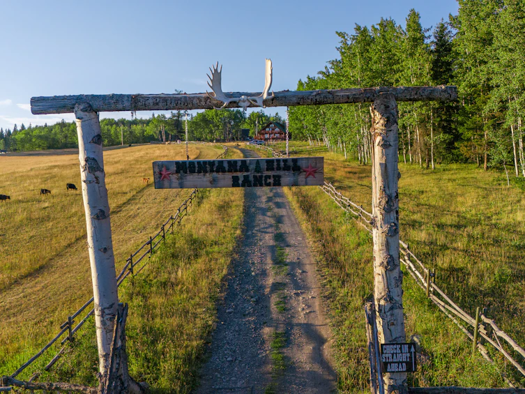 7915 Machete Lake Road, Bridge Lake, BC, V0K 1E0 - 3