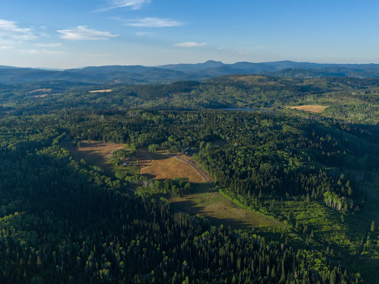 7915 Machete Lake Road, Bridge Lake, BC, V0K 1E0 - 2