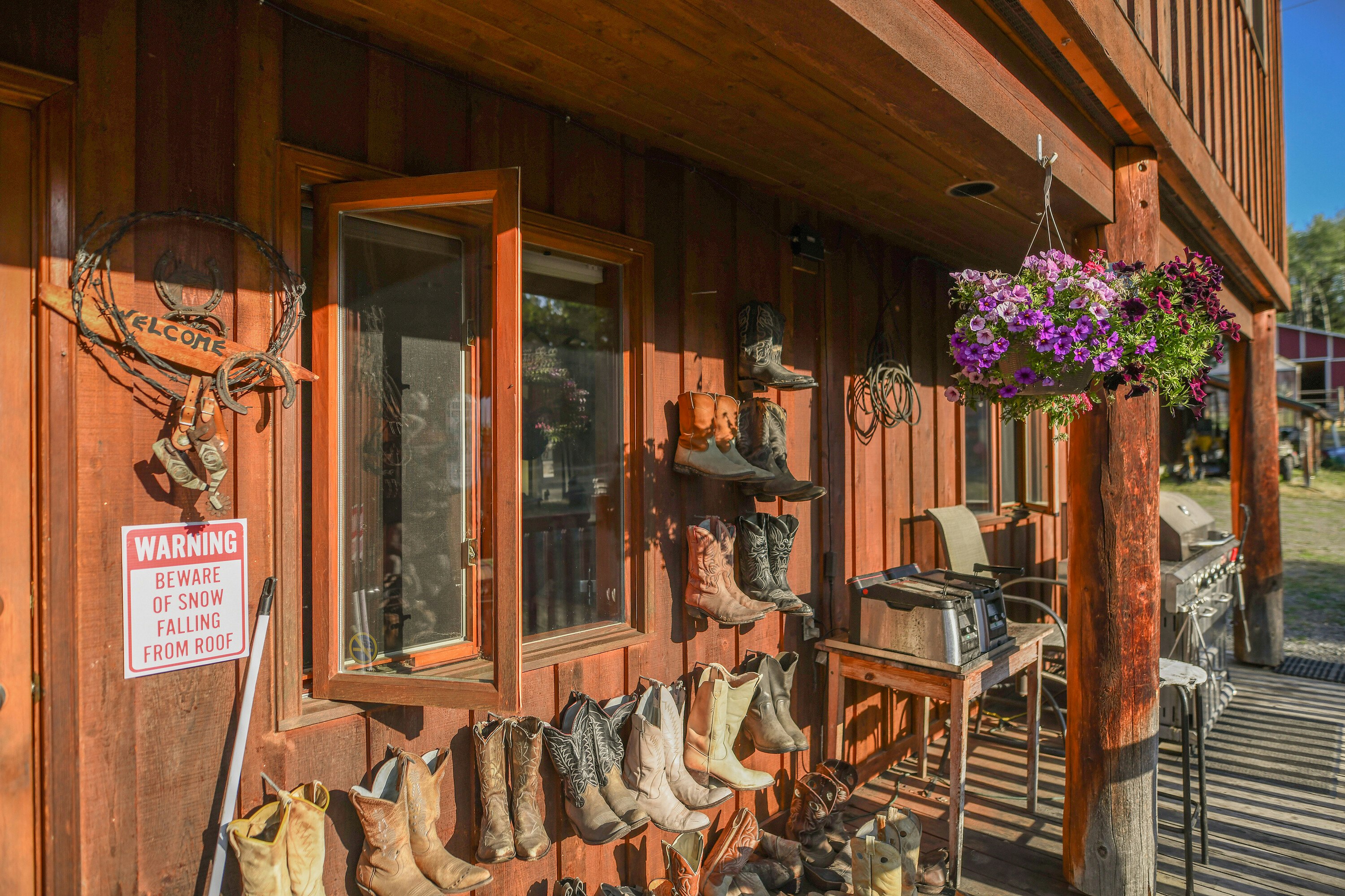 7915 Machete Lake Road, Bridge Lake, BC, V0K 1E0 - 16