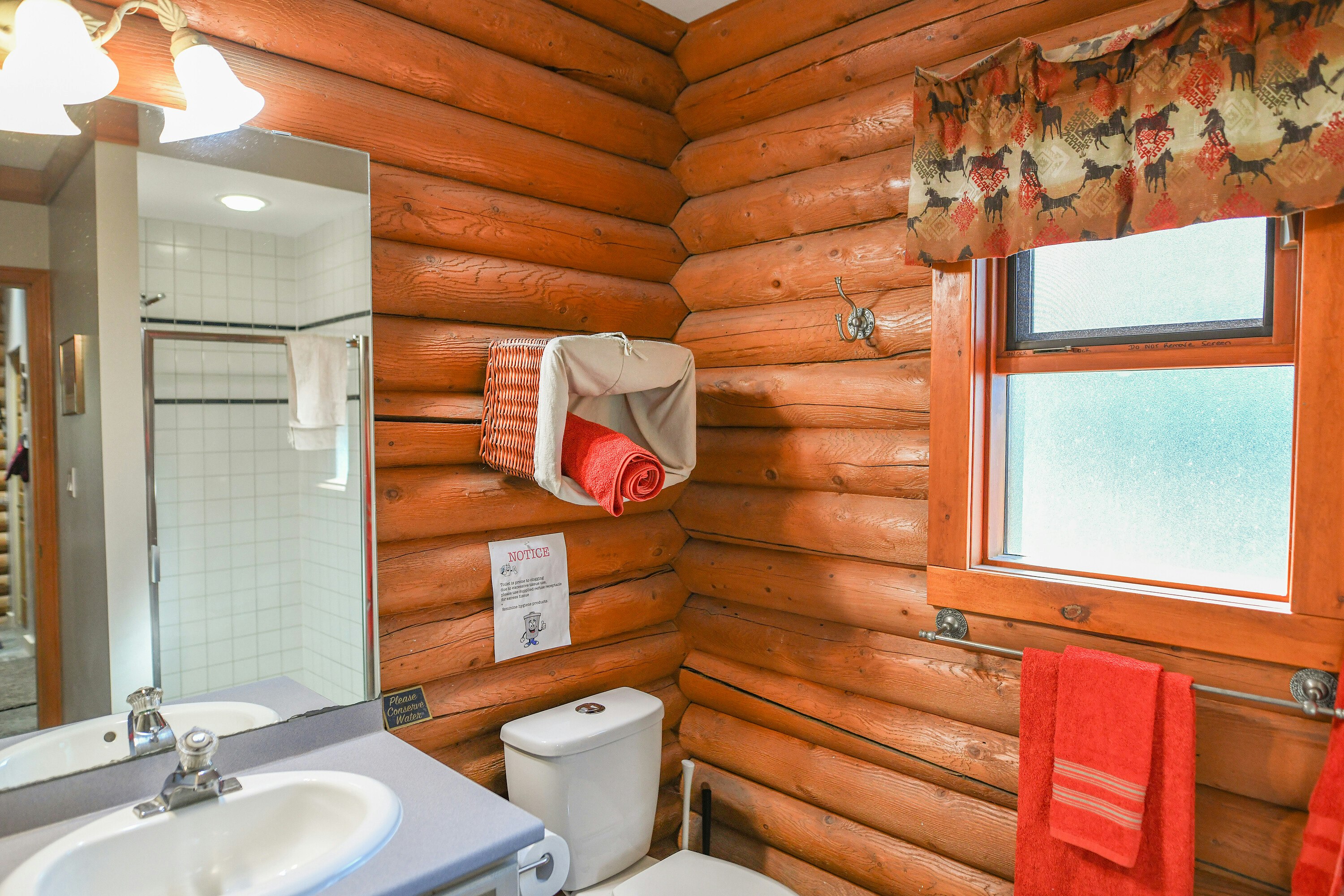 7915 Machete Lake Road, Bridge Lake, BC, V0K 1E0 - 12
