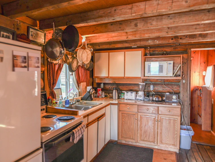 7915 Machete Lake Road, Bridge Lake, BC, V0K 1E0 - 35