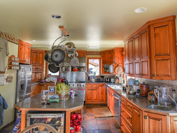 7915 Machete Lake Road, Bridge Lake, BC, V0K 1E0 - 22