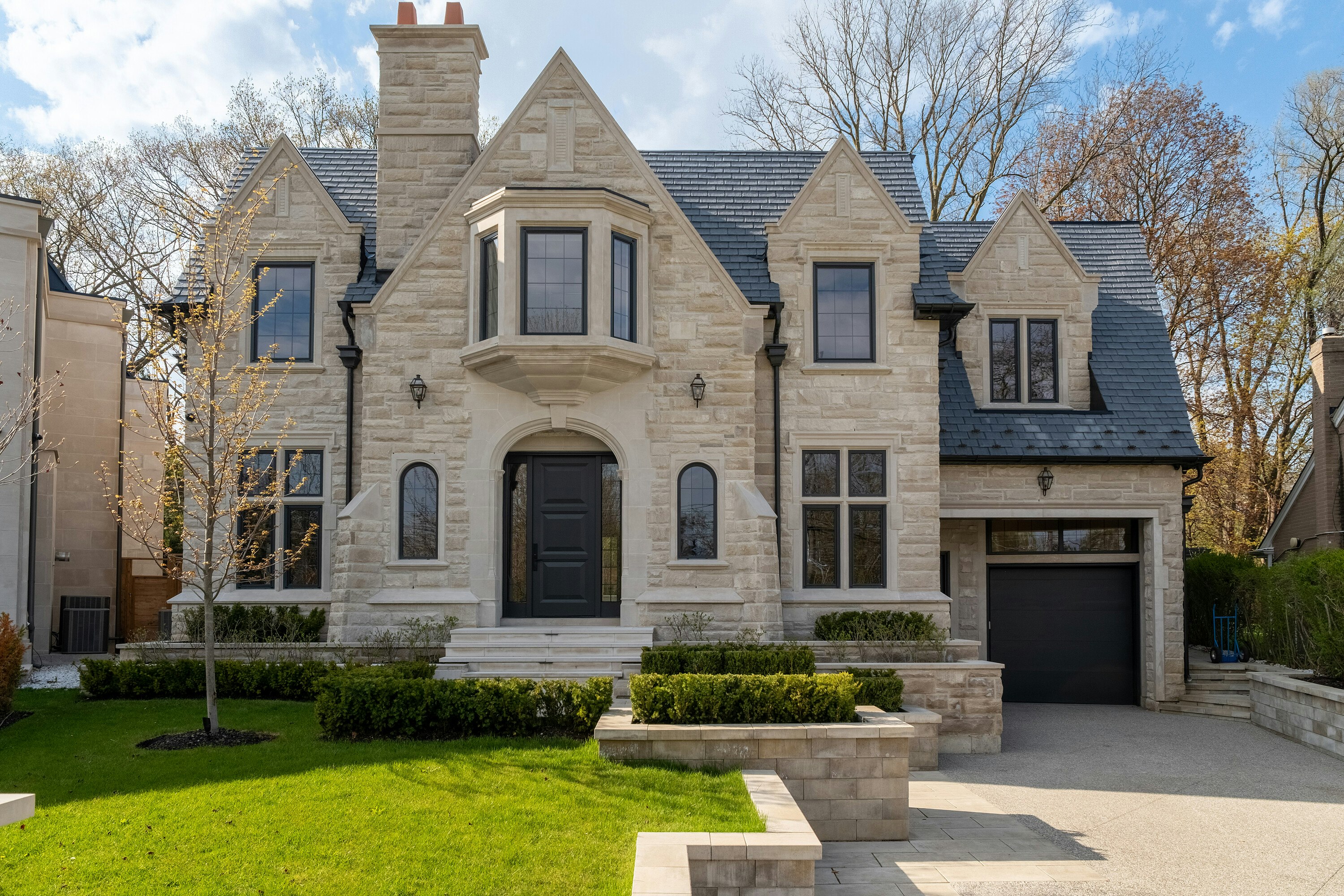 92 Arjay Crescent, Toronto, ON, M2L 1C7