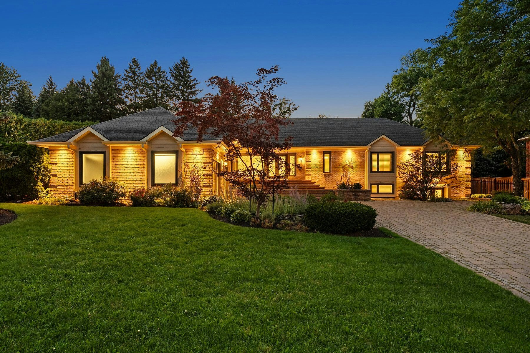 1393 Hazelton Boulevard, Burlington, ON, L7P 4V3