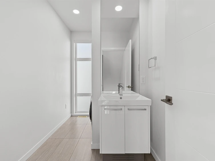 37-1515 N Highland Drive, Kelowna, BC, V1Y 0C9 - 21