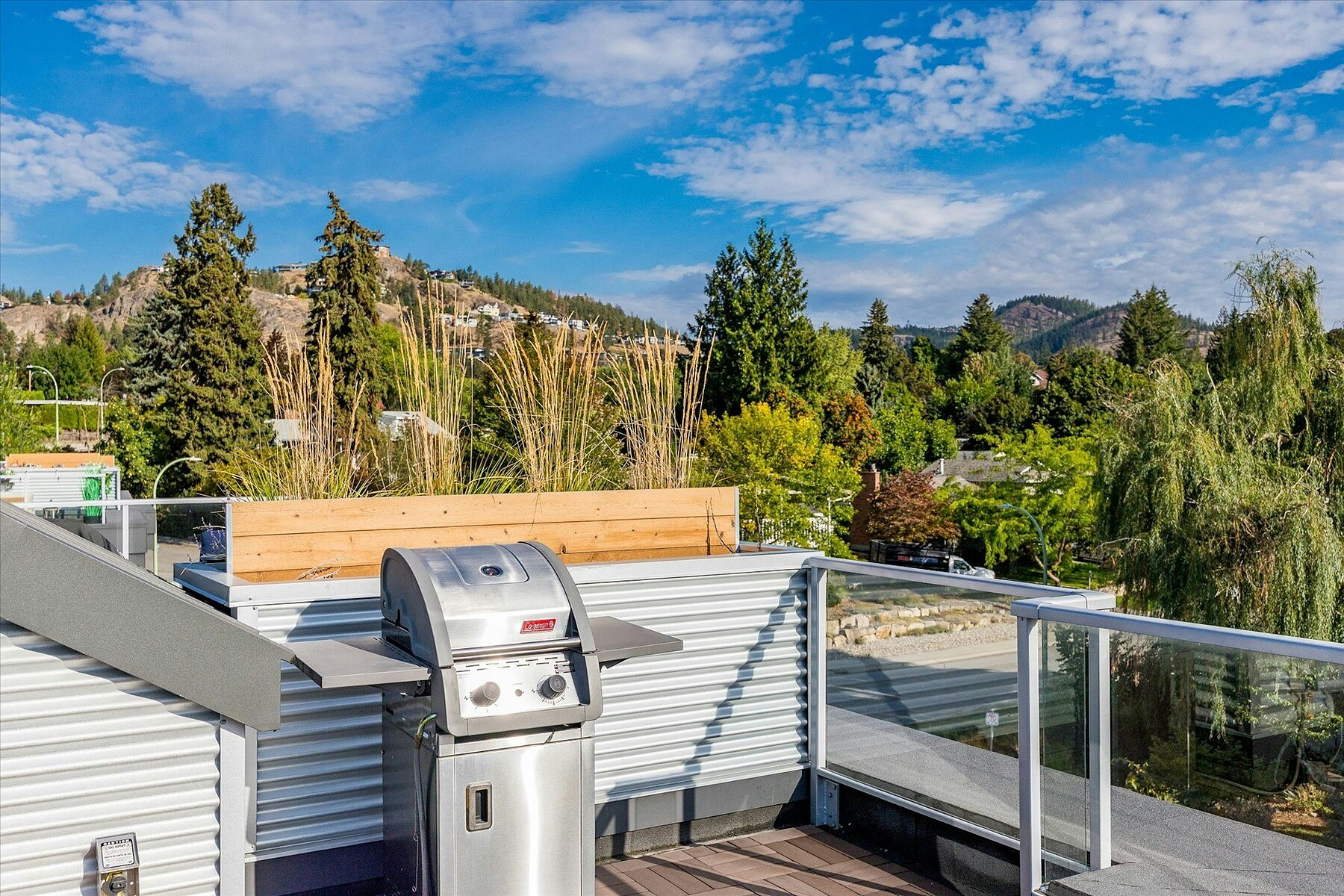 37-1515 N Highland Drive, Kelowna, BC, V1Y 0C9 - 37