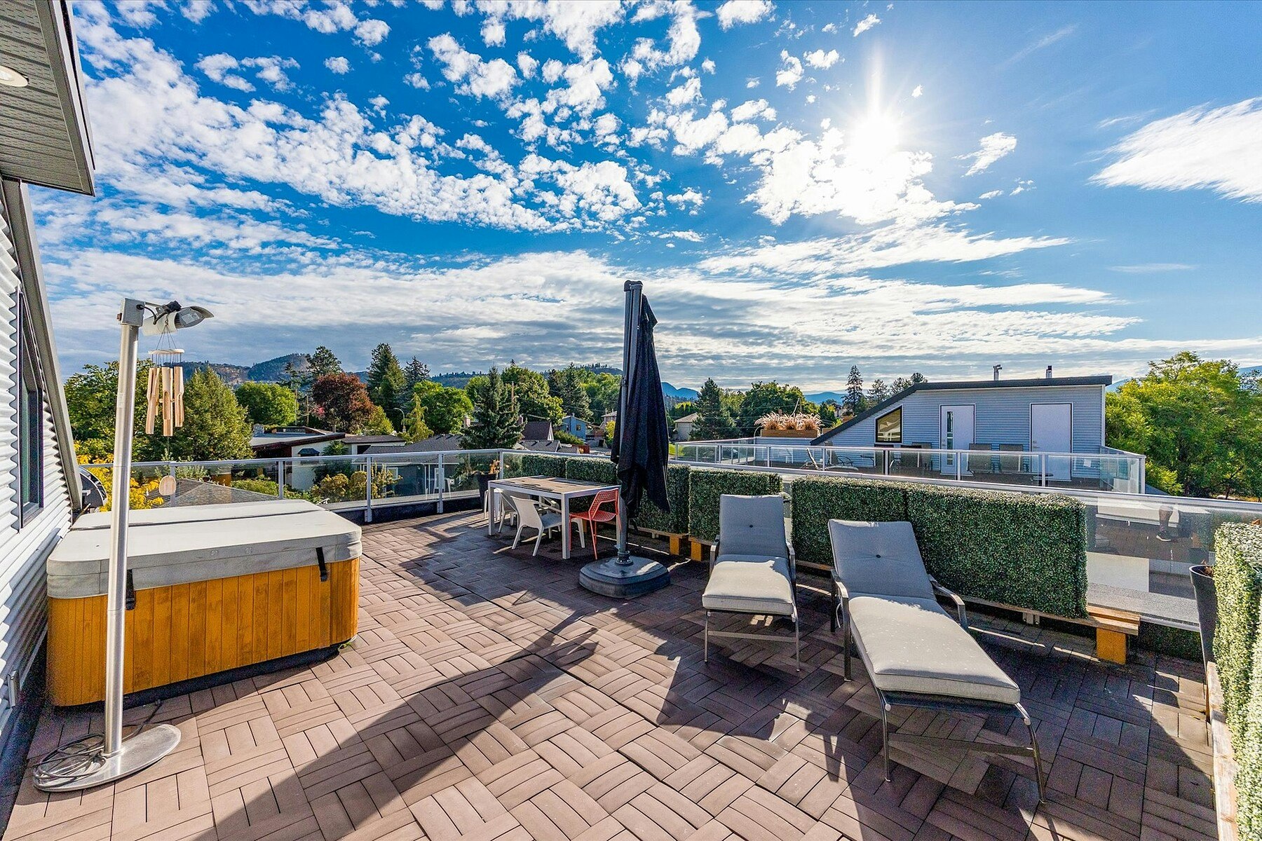 37-1515 N Highland Drive, Kelowna, BC, V1Y 0C9 - 2
