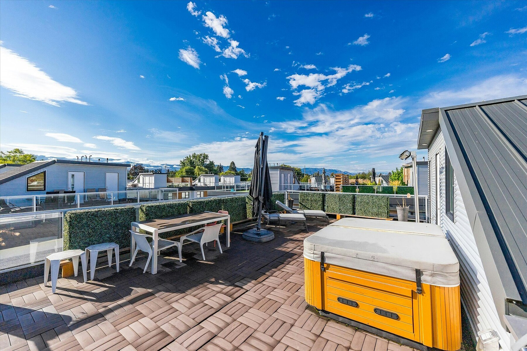 37-1515 N Highland Drive, Kelowna, BC, V1Y 0C9 - 38