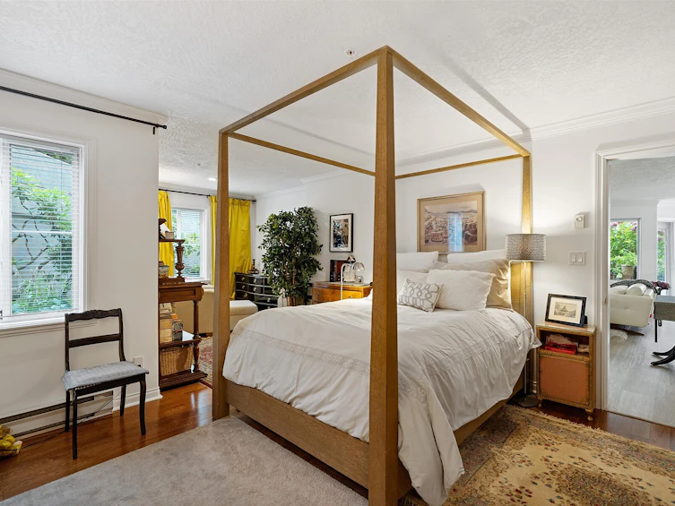 21-405 Quebec Street, Victoria, BC, V8V 4Z2 - 21