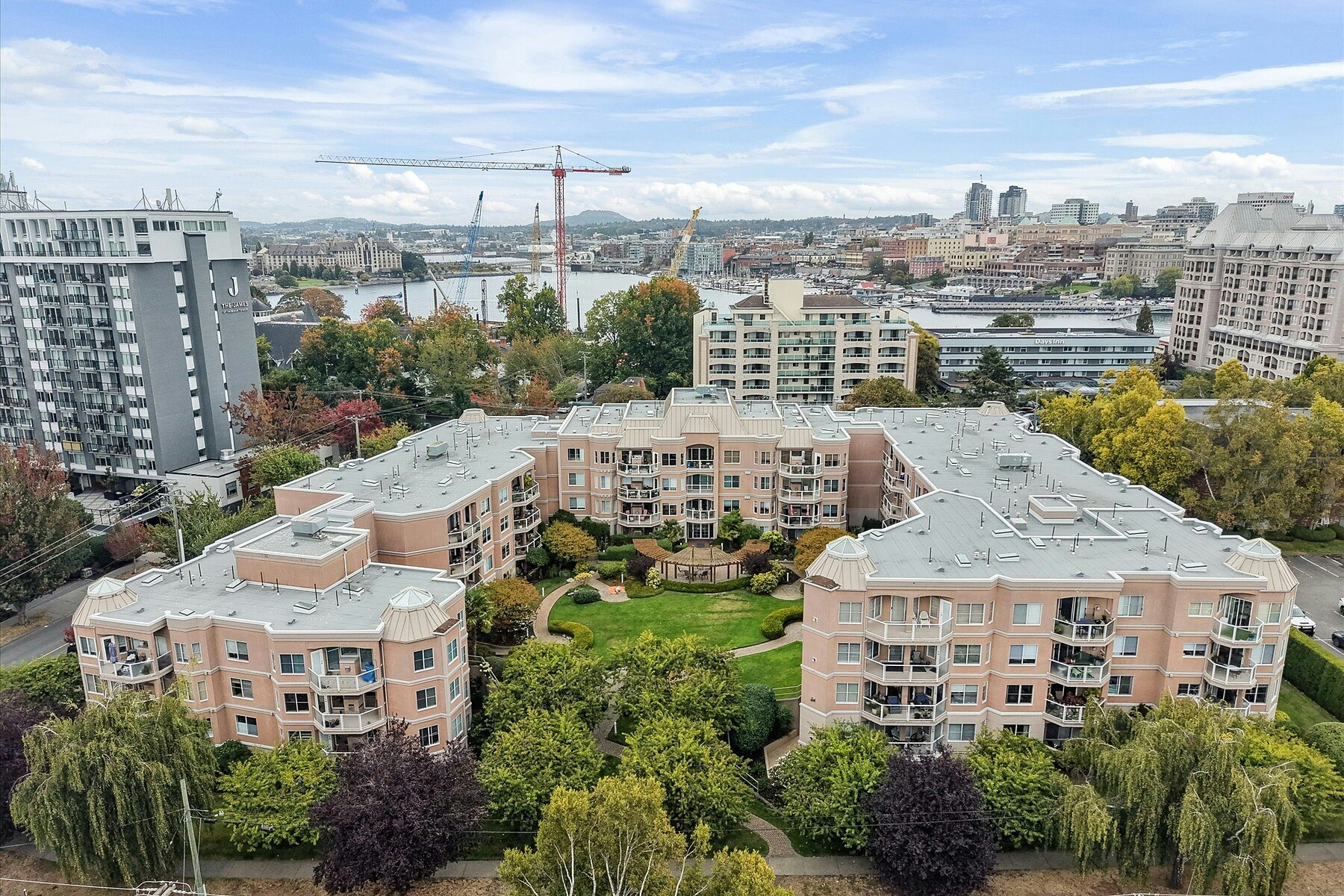 21-405 Quebec Street, Victoria, BC, V8V 4Z2 - 9