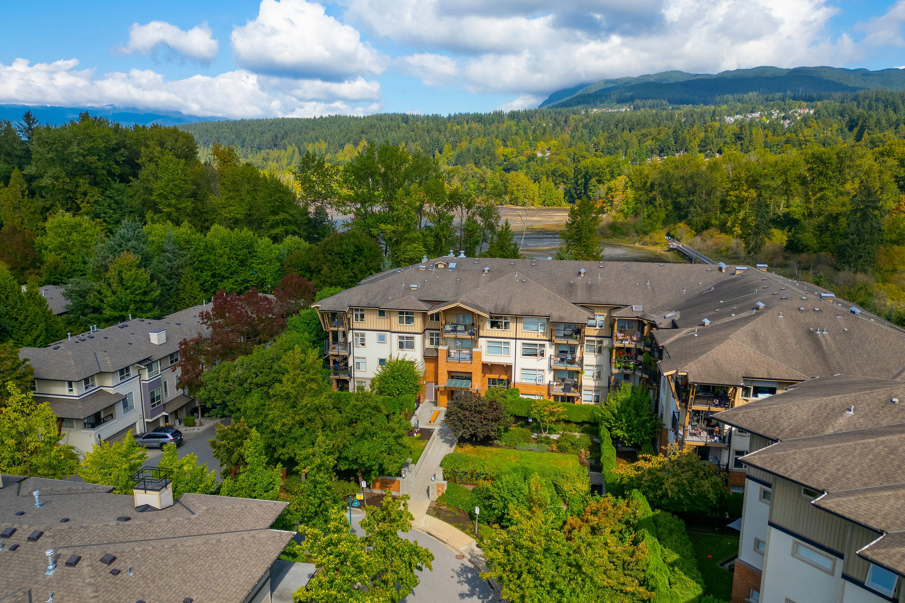 204-300 Klahanie Drive, Port Moody, BC, V3H 5K9 - 36