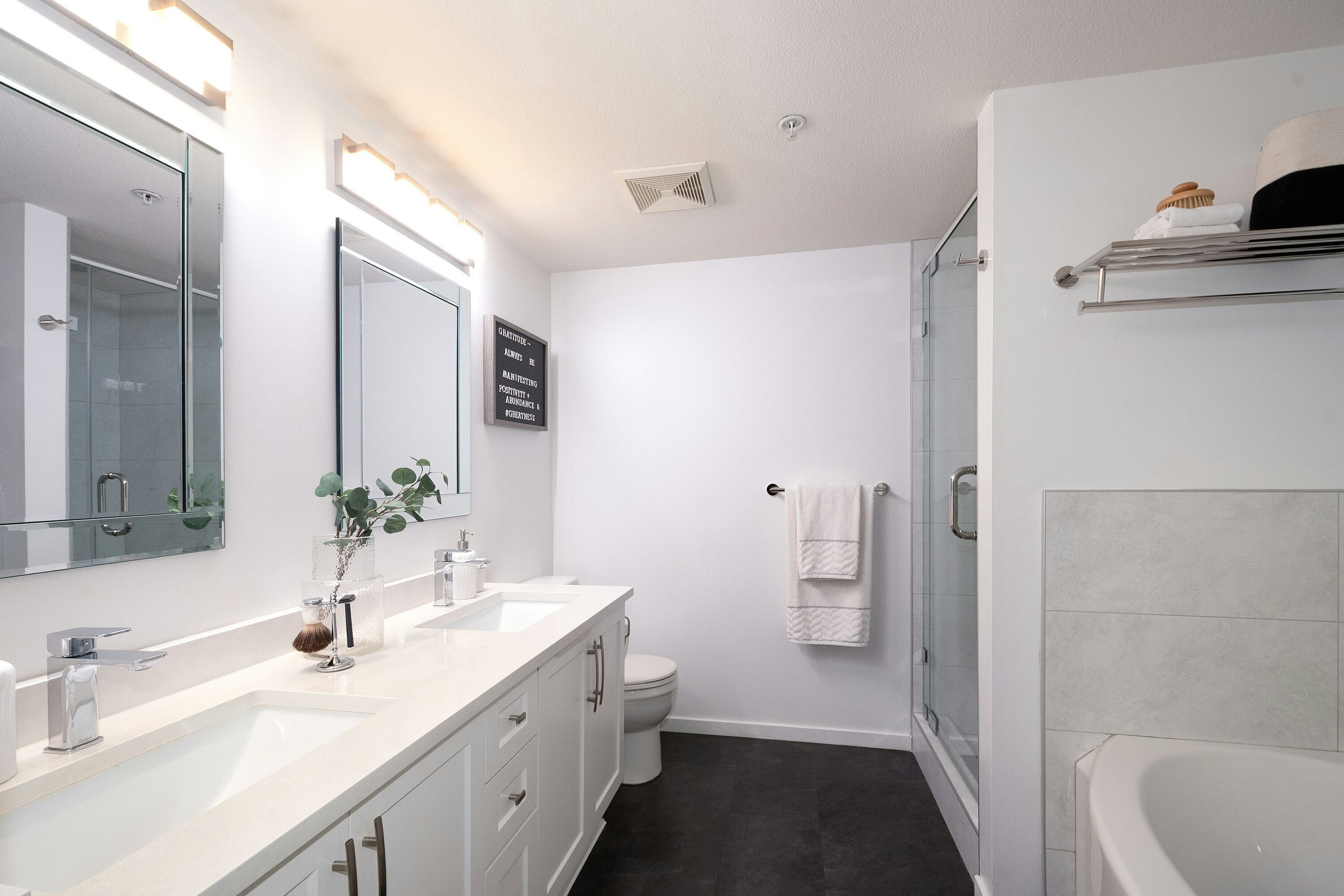 204-300 Klahanie Drive, Port Moody, BC, V3H 5K9 - 29