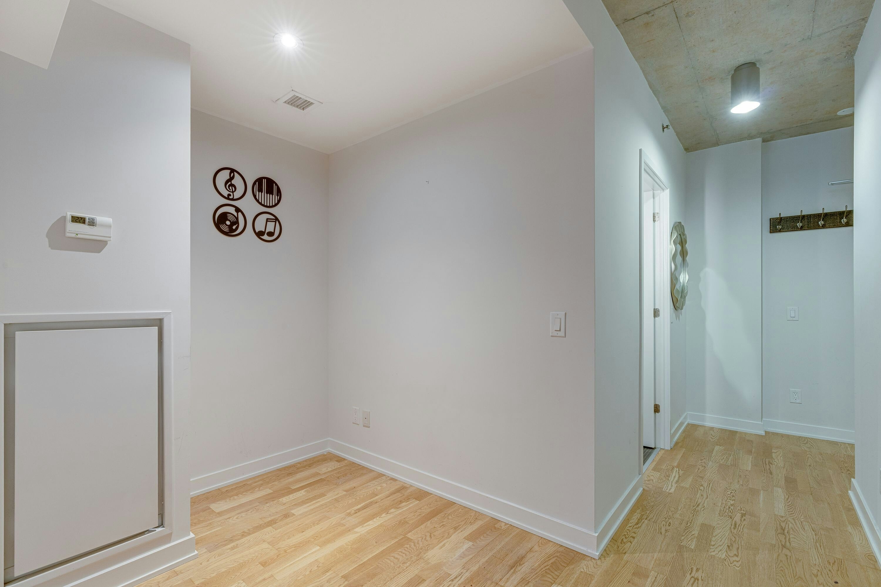 8 Dovercourt 308 Road, Toronto, ON, M6J 0B6 - 18