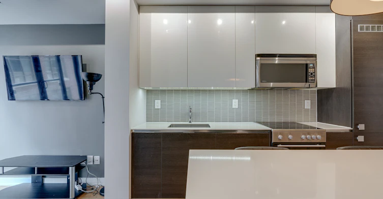8 Dovercourt 308 Road, Toronto, ON, M6J 0B6 - 12