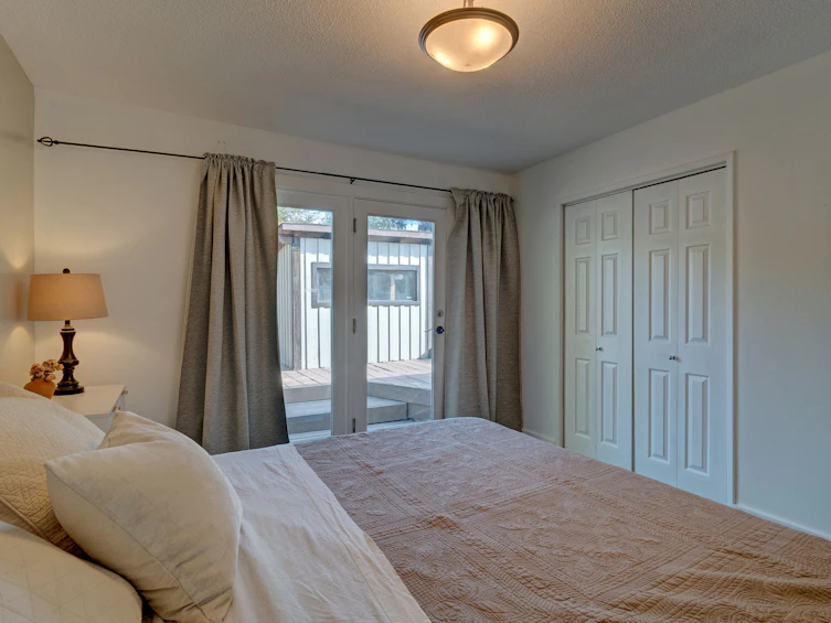5582 Emerson Road, Sechelt, BC, V7Z 0R8 - 17