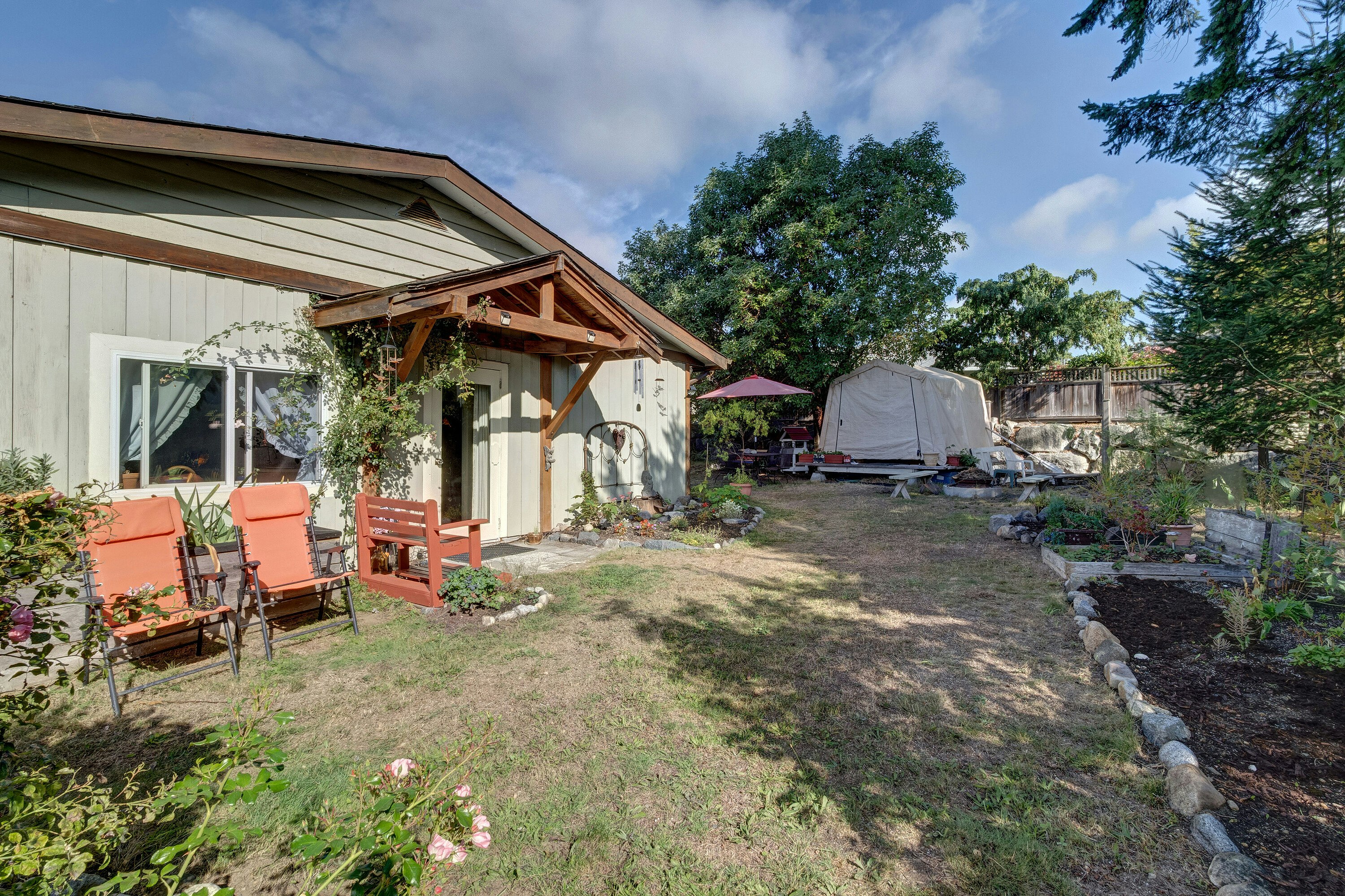 5582 Emerson Road, Sechelt, BC, V7Z 0R8 - 22