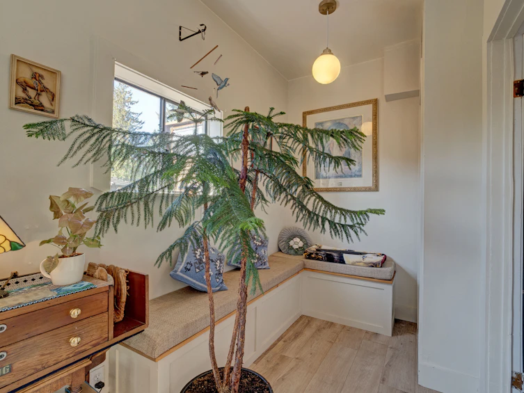 5582 Emerson Road, Sechelt, BC, V7Z 0R8 - 34