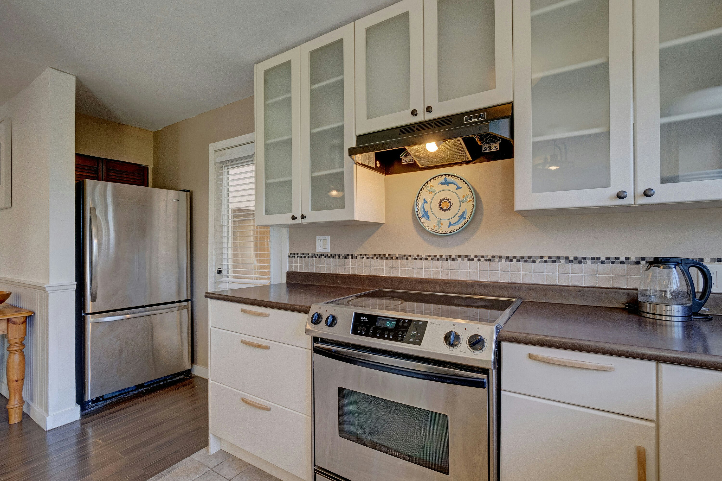 5582 Emerson Road, Sechelt, BC, V7Z 0R8 - 8