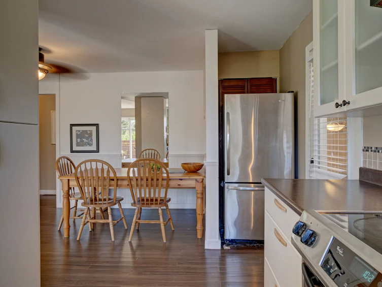 5582 Emerson Road, Sechelt, BC, V7Z 0R8 - 15