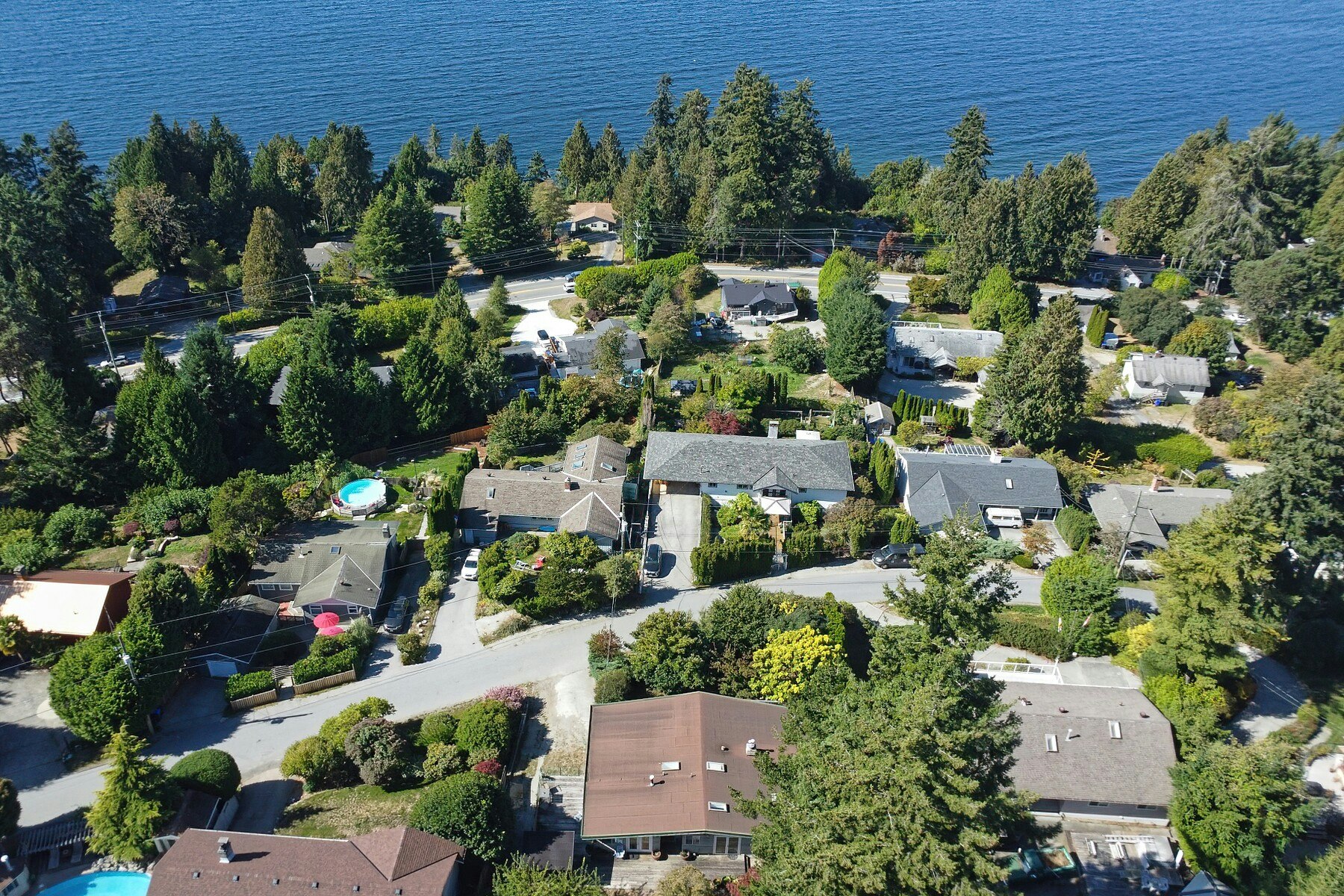 5134 Radcliffe Road, Sechelt, BC, V7Z 0G5 - 2
