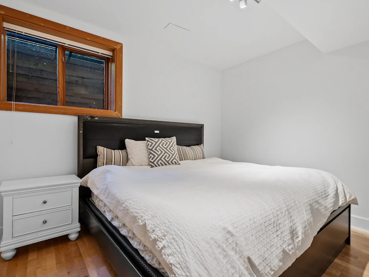 4812 Skyline Drive, North Vancouver, BC, V7R 3J3 - 55