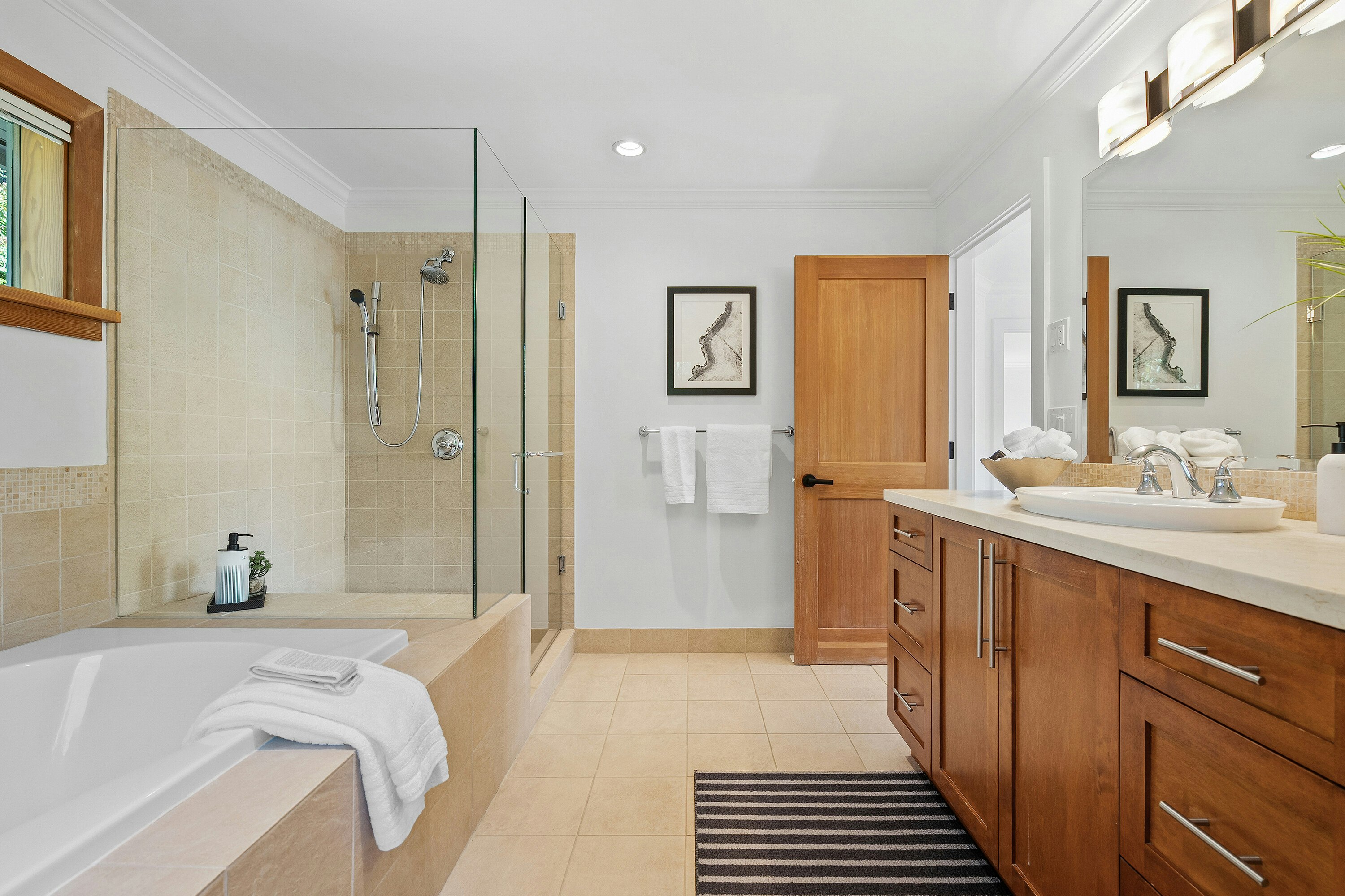 4812 Skyline Drive, North Vancouver, BC, V7R 3J3 - 49