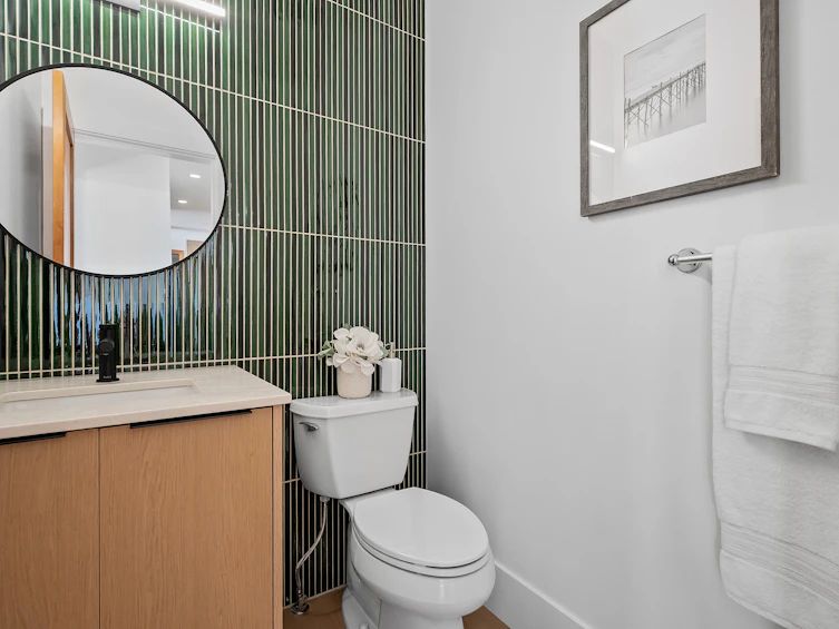 4812 Skyline Drive, North Vancouver, BC, V7R 3J3 - 17