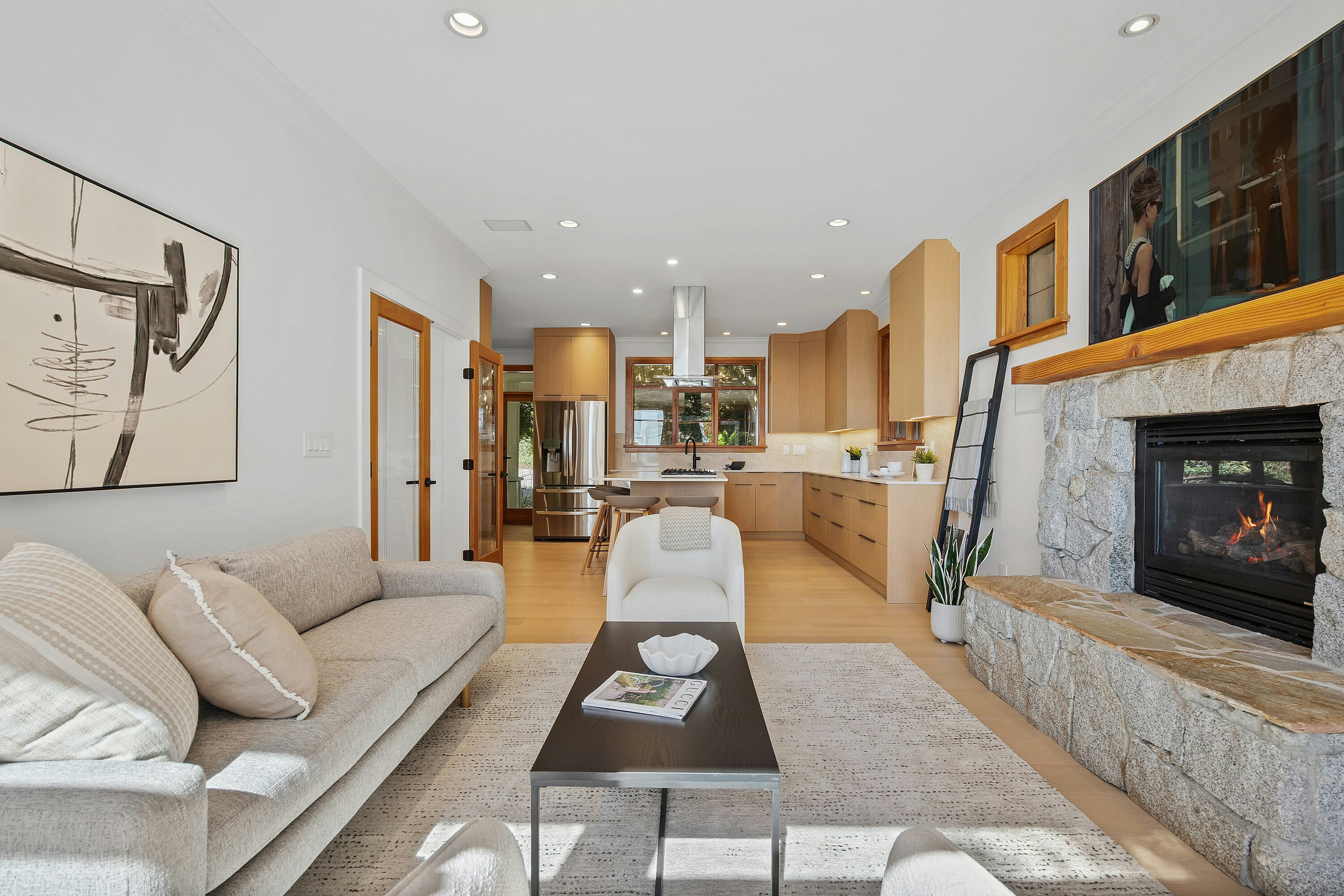 4812 Skyline Drive, North Vancouver, BC, V7R 3J3 - 10