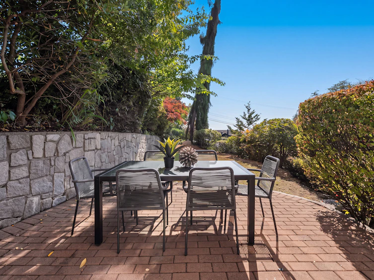 4812 Skyline Drive, North Vancouver, BC, V7R 3J3 - 12