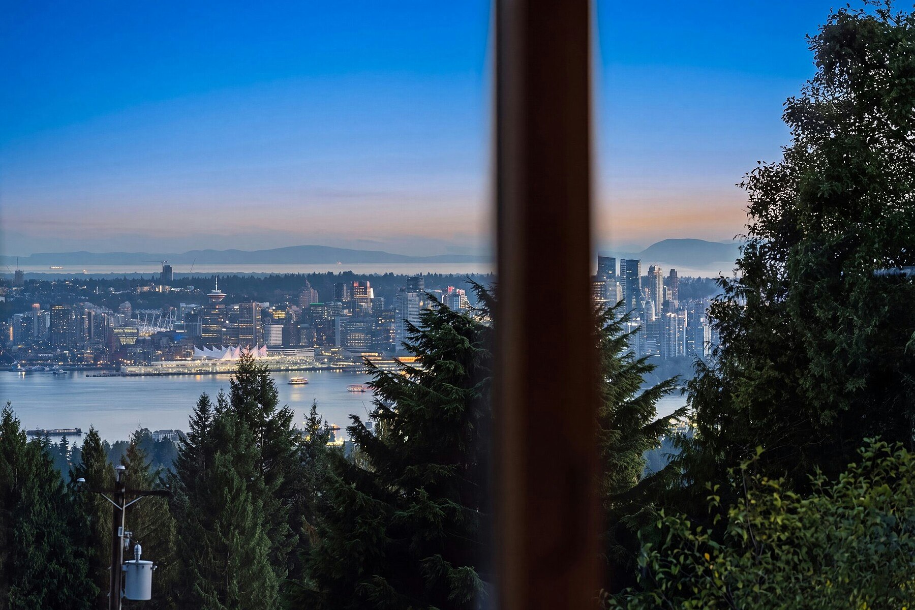 4812 Skyline Drive, North Vancouver, BC, V7R 3J3 - 45
