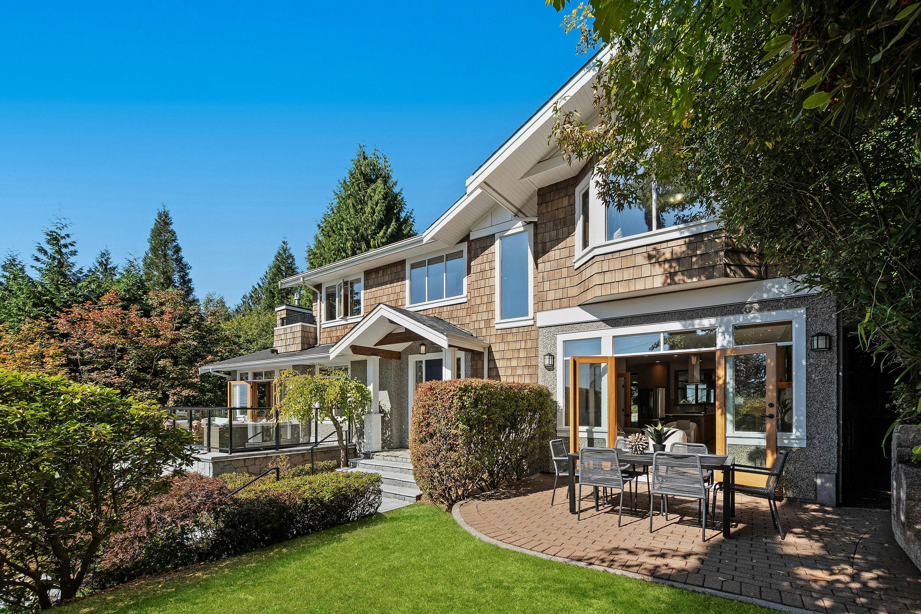 4812 Skyline Drive, North Vancouver, BC, V7R 3J3