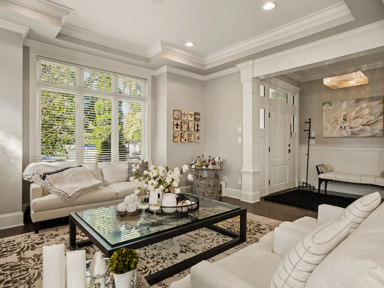 5562 Crown Street, Vancouver, BC, V6N 2B5 - 5